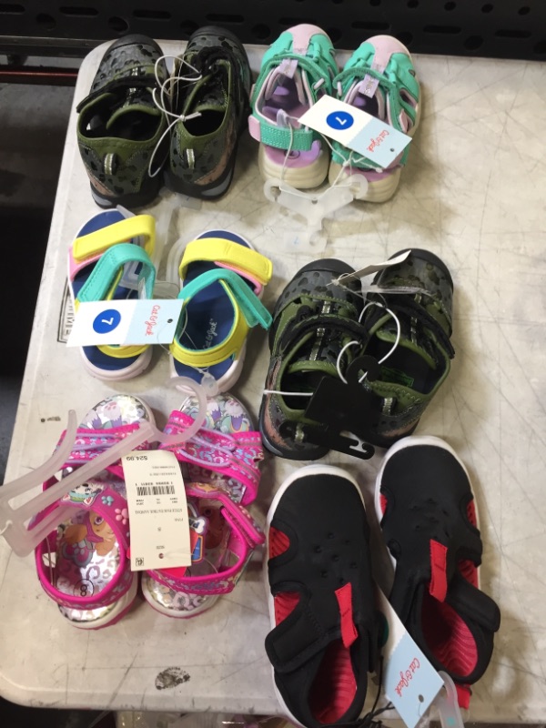 Photo 1 of BAG LOT -- KIDS SHOES SIZE 7/8 6 PAIRS 