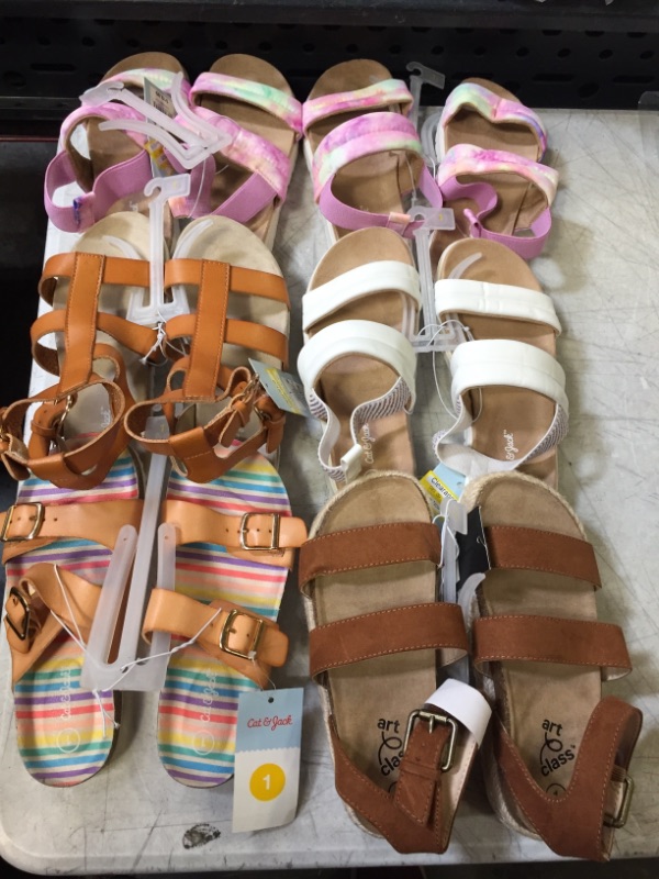 Photo 1 of BAG LOT -- KIDS SHOES SIZE 1 6 PAIRS 