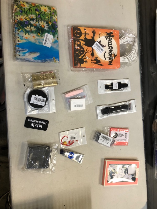 Photo 1 of 10PC LOT, VARIOUS MISC ITEMS 