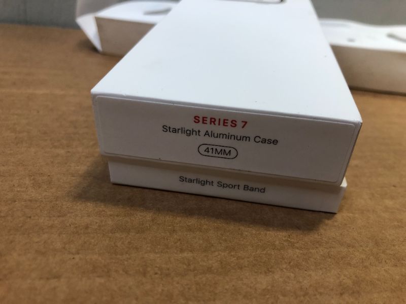 Photo 9 of Apple Watch Series 7 GPS + Cellular, 41mm Starlight Aluminum Case with Starlight Sport Band - Regular (dirty box but item it's good condition)(Brand New Factory Sealed)