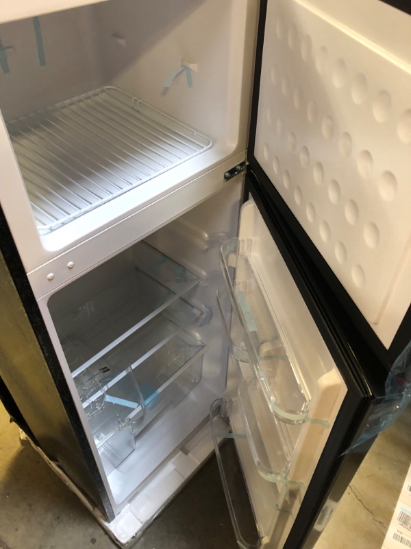 Photo 1 of 7.5 cu. ft. Refrigerator with Top Freezer in Stainless Look