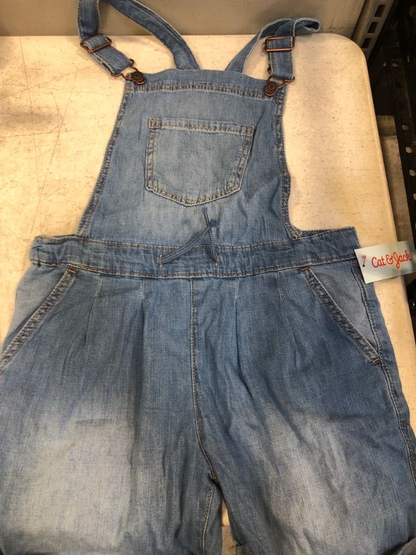 Photo 2 of CAT AND JACK KIDS JEAN OVERALLS
L(10/11)