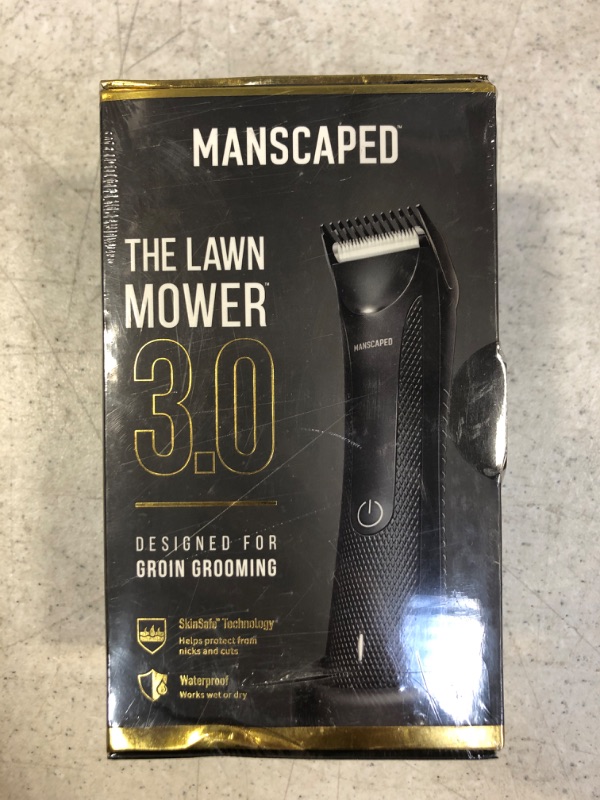 Photo 2 of MANSCAPED® Electric Groin Hair Trimmer, The Lawn Mower™ 3.0, Replaceable Ceramic Blade Heads, Waterproof Wet / Dry Clippers, Standing Recharge Dock, Ultimate Male Hygiene Razor
[[FACTORY SEALED]]