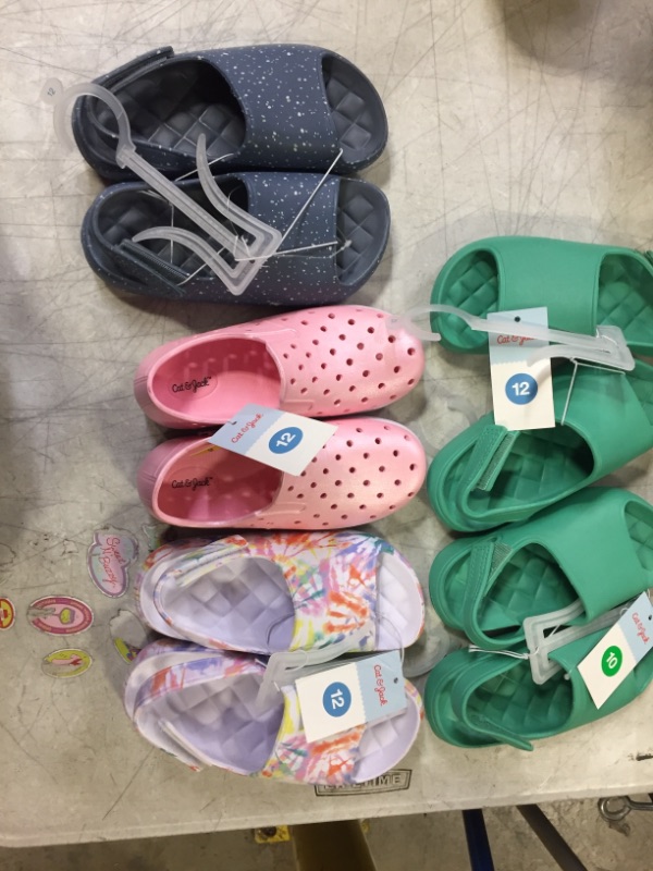 Photo 1 of BAG LOT -- KIDS SHOES SIZE 10 AND 12