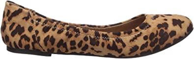 Photo 1 of Amazon Essentials Women's Belice Ballet Flat SIZE 7
