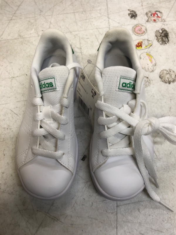 Photo 1 of adidas Unisex-Child Advantage Tennis Shoe
