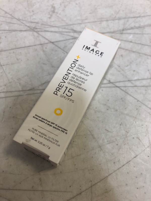 Photo 2 of IMAGE Skincare PREVENTION+ Daily Defense Lip Enhancer SPF 15 , EXP JAN 2023