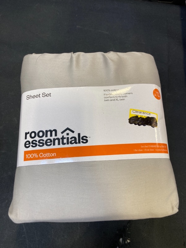 Photo 2 of 100% Cotton Sheet Set - Room Essentials™
, TWIN / XL TWIN 