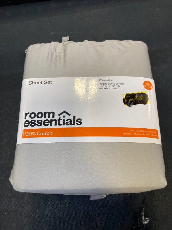 Photo 2 of 100% Cotton Sheet Set - Room Essentials™
, SIZE TWIN, XL TWIN 