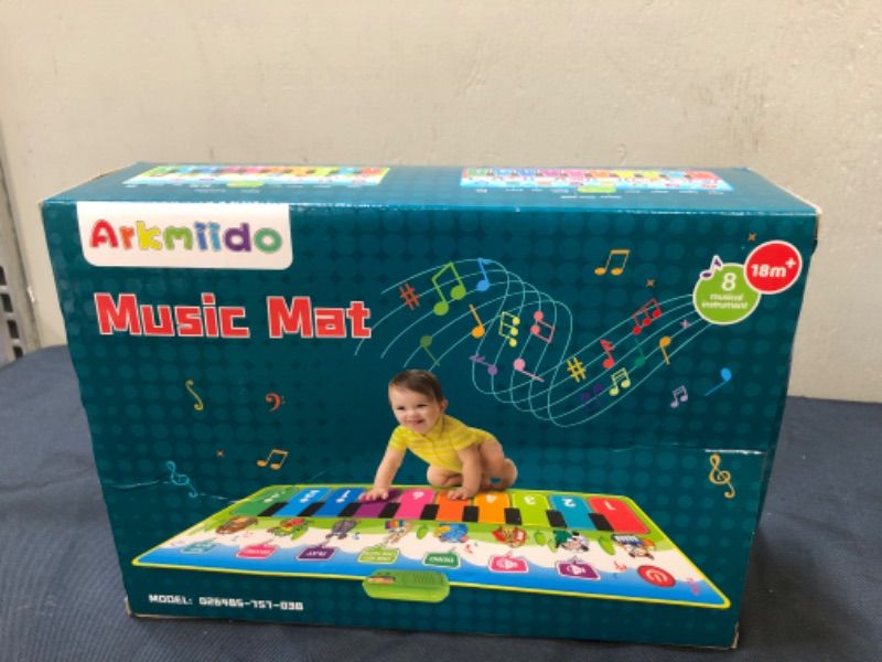 Photo 3 of Baby Piano Mat Musical Floor Mat with 10 Play Keys,Dance Mat for Kids,Early Educational Toys,Birthday Gifts for Baby Boys Girls----factory sealed