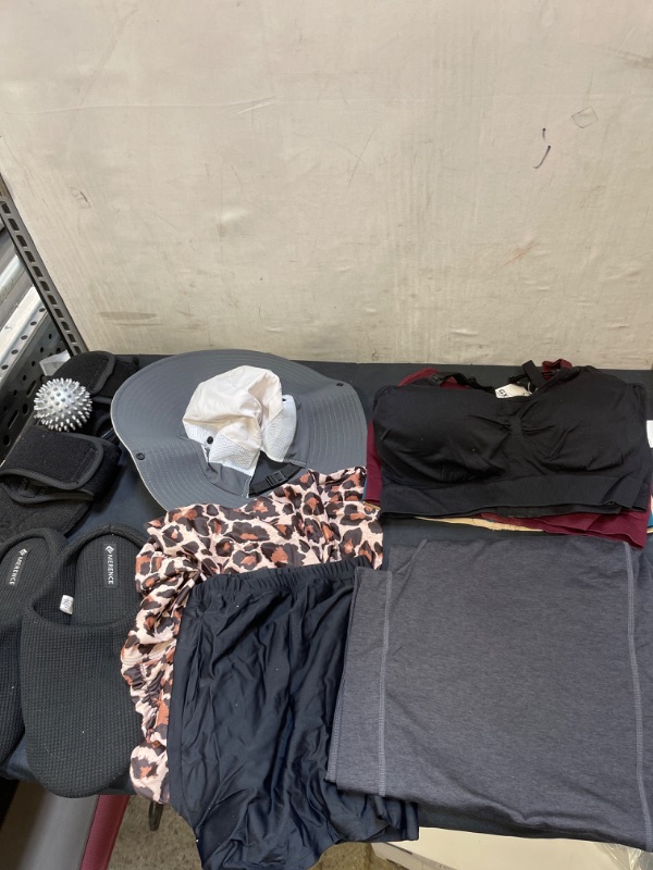 Photo 1 of BAG LOT, MISC ITEMS & CLOTHING, CLOTHING SIZES L-XXL