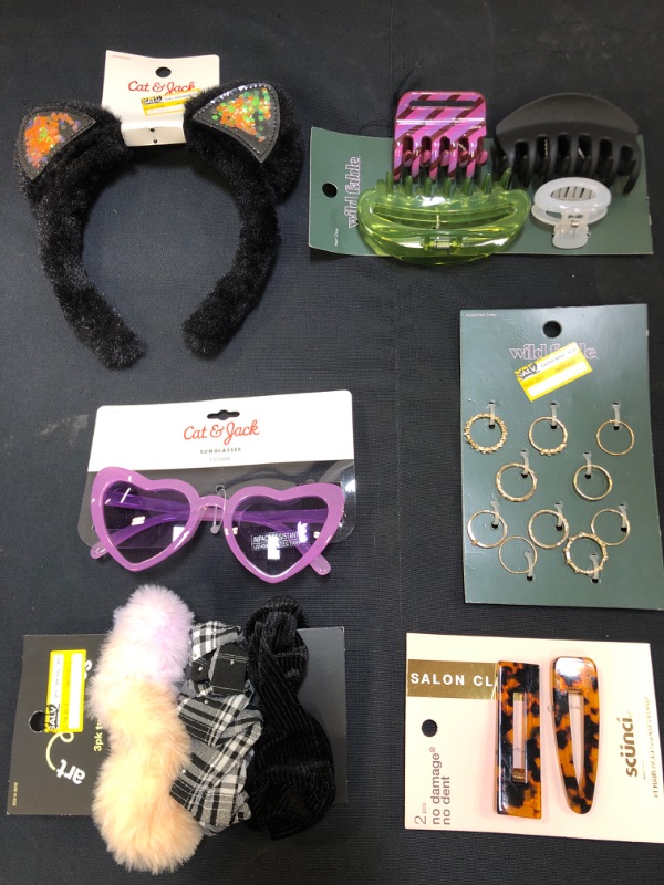 Photo 1 of 6 PC MISC ACCESSORIES LOT