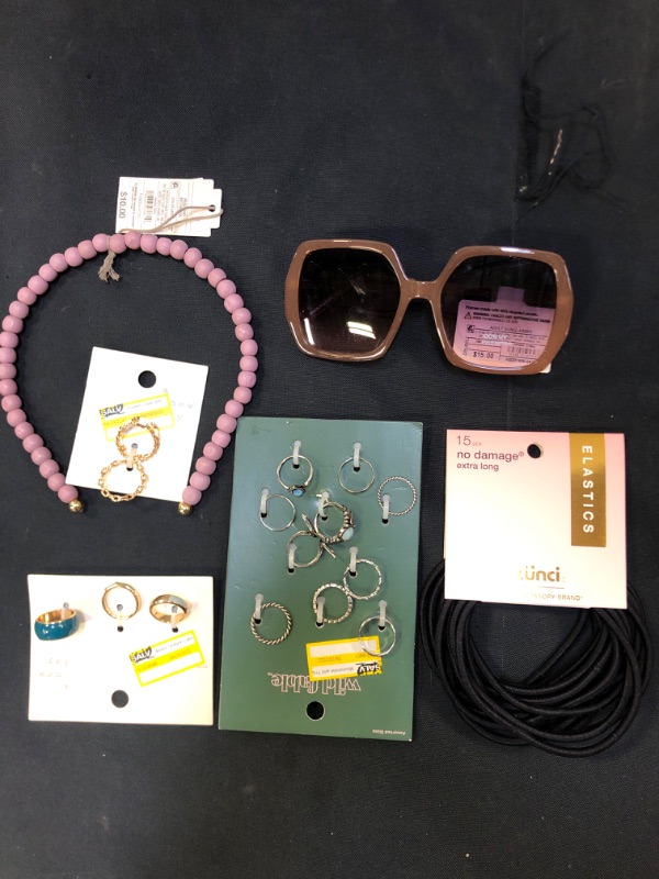 Photo 1 of 6 PC MISC ACCESSORIES LOT