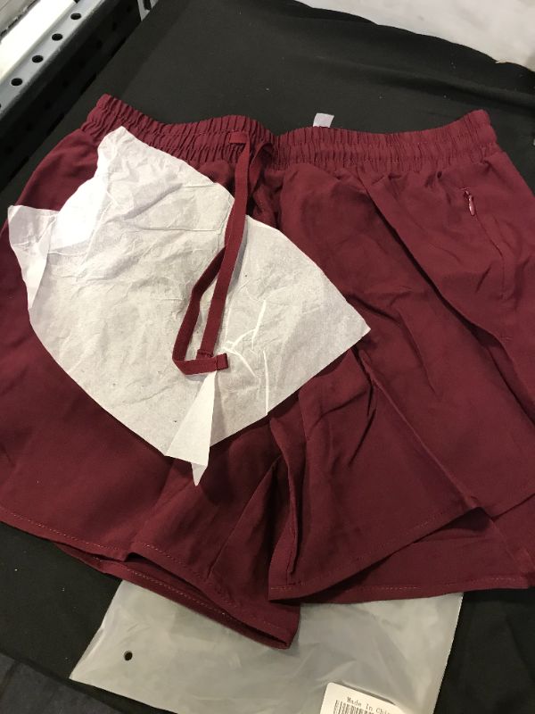 Photo 1 of BURGANDY SHORT FOR WOMEN SIZE MEDIUM 