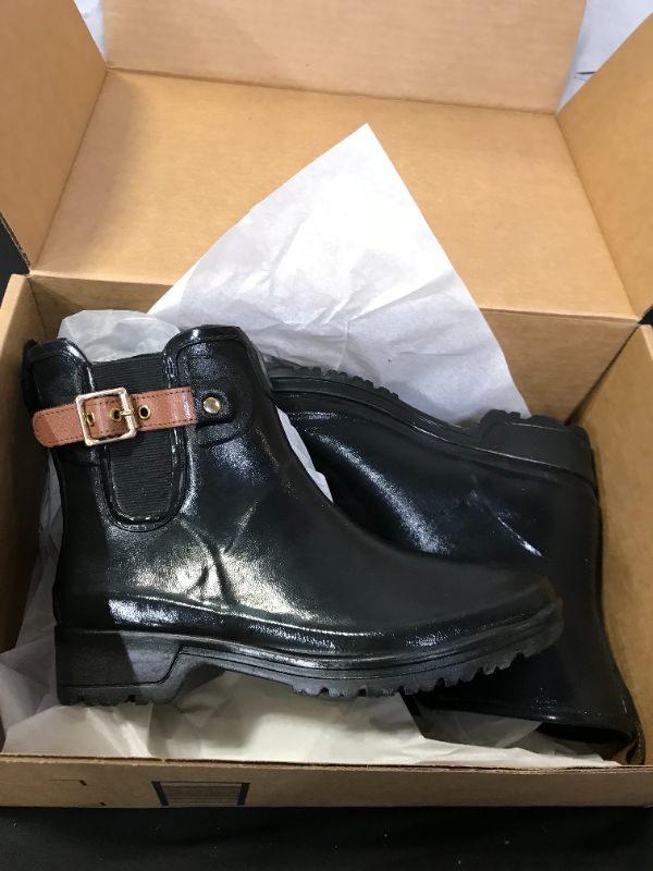 Photo 1 of WOMENS SHINY BLACK ANKLE BOOTS SIZE 6 