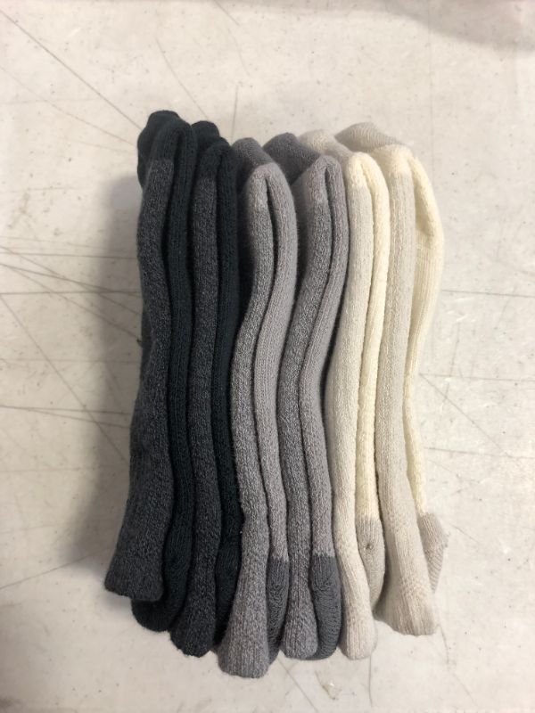 Photo 1 of 6 PAIRS OF HANES SOCKS  SIZE 5-9
