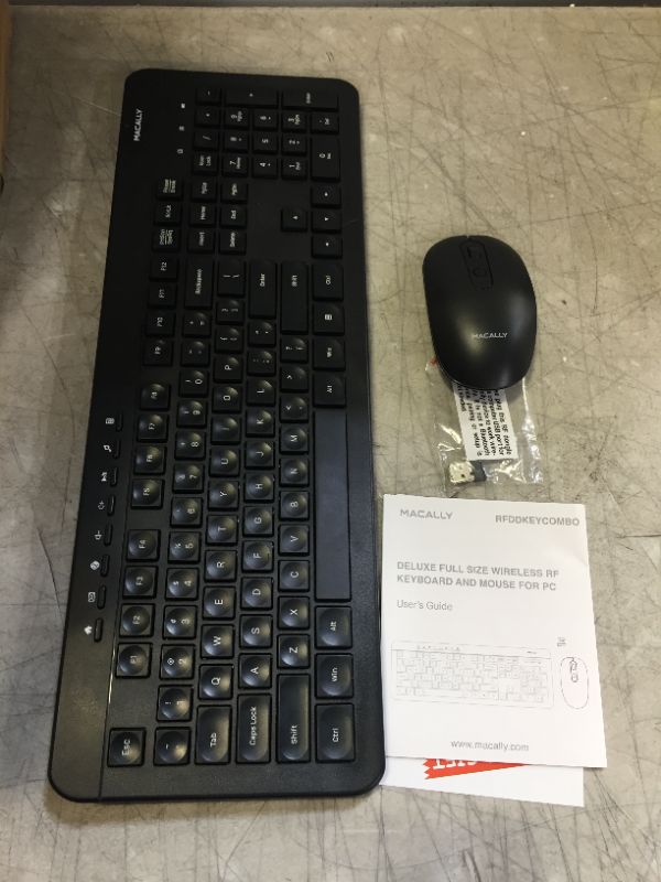 Photo 2 of Macally Deluxe Wireless RF Keyboard and Mouse Combo for Windows PC
