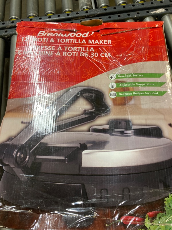 Photo 2 of Brentwood TS-129 Stainless Steel Non-Stick Electric Tortilla Maker, 12-Inch
