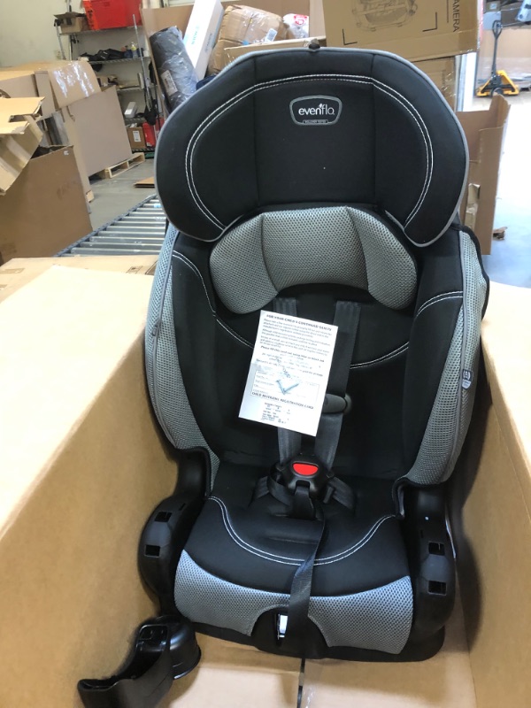 Photo 4 of Evenflo Chase LX Harnessed Booster Car Seat (Jameson)