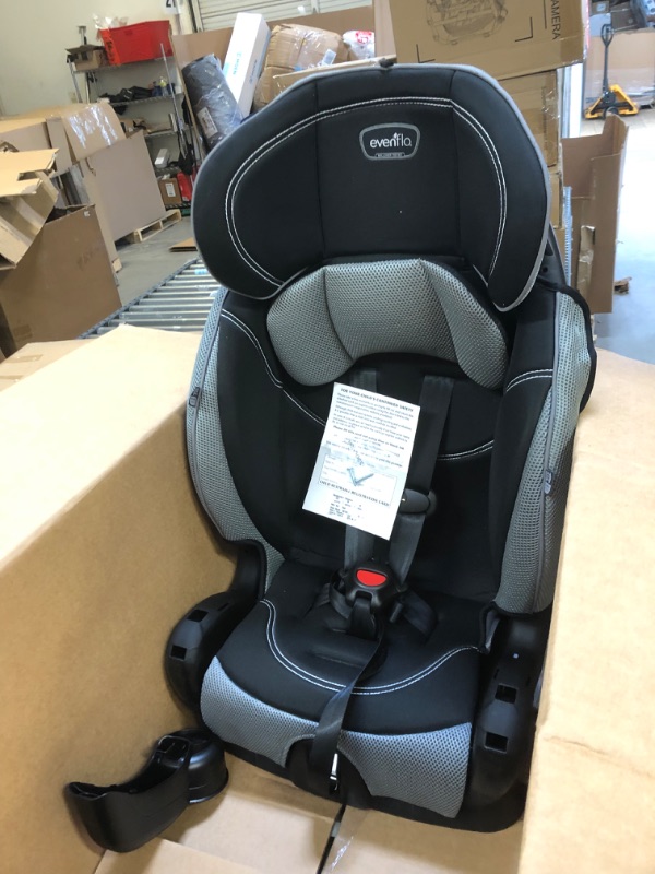 Photo 2 of Evenflo Chase LX Harnessed Booster Car Seat (Jameson)