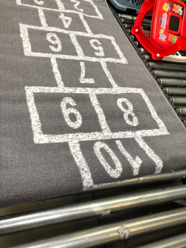 Photo 1 of 31" X 6' RUNNER RUG  -----CLEANING NEEDED 