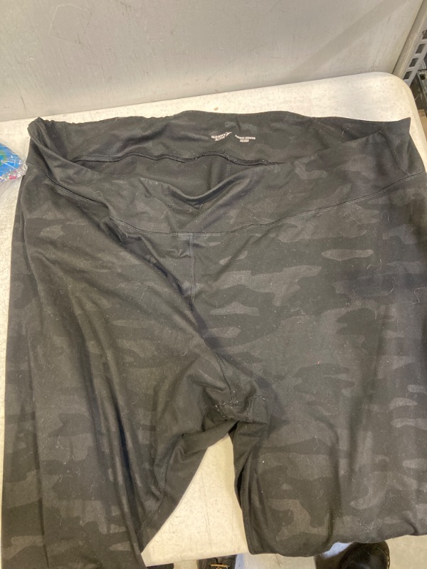 Photo 1 of 4XL OLD NAVY LEGGINGS BLACK 