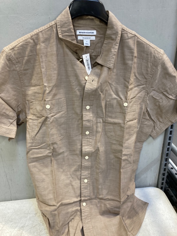 Photo 1 of Amazon Essentials Men's Short-Sleeve Chambray Shirt Tan XL
