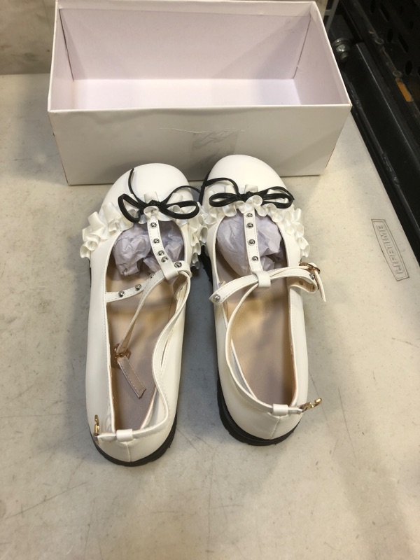 Photo 1 of 100FIXEO Women Buckle Ankle Strap Mary Jane Flat Shoes ( SIZE: 10.5) 
