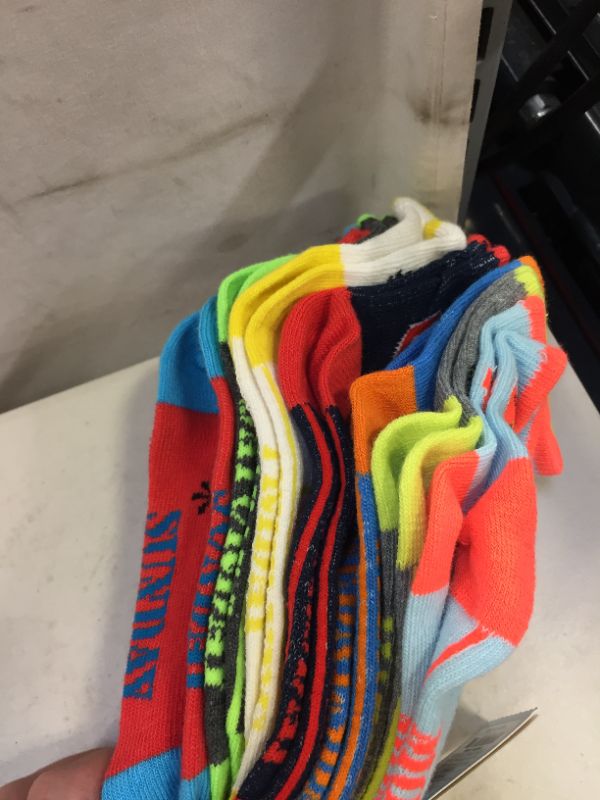 Photo 1 of BOYS ANKLE SOCKS 
SIZE M 7 PAIRS 