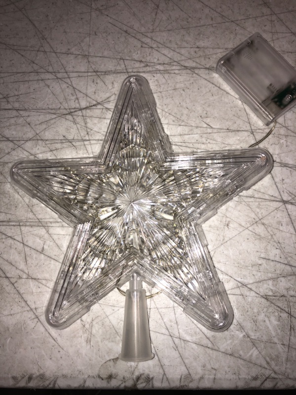 Photo 2 of 9 Inch Glitter Silver Star Tree Topper - Classic Star Tree Topper with 31 LED and Battery Powered Warm White Clear Tree Topper Light for Christmas Tree Decorations Christmas Ornaments
