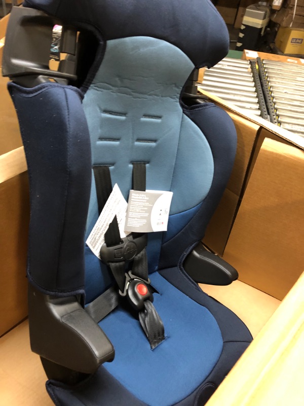 Photo 2 of Cosco Finale DX 2-in-1 Booster Car Seat, Sport Blue---------lightly used --------missing some items 
