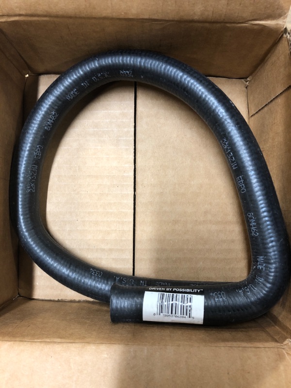 Photo 2 of Gates 28470 90 Degree Molded Heater Hose, Black