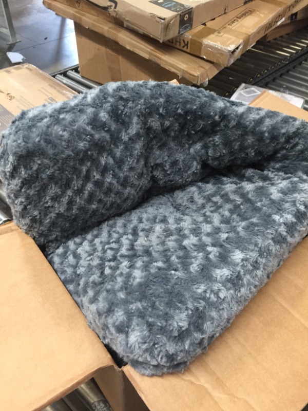 Photo 1 of Amazon Basics Plush Dog Pet Bed Pad 46 in----------Lightly used needs cleaning 