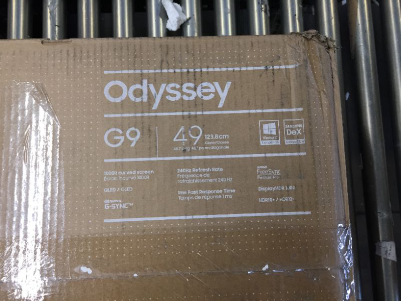 Photo 9 of SAMSUNG 49-inch Odyssey G9 Gaming Monitor | QHD, 240hz, 1000R Curved, QLED, NVIDIA G-SYNC & FreeSync | LC49G95TSSNXZA Model