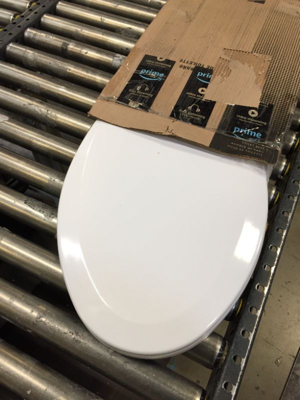 Photo 2 of Bemis 1500EC 390 Toilet Seat with Easy Clean & Change Hinges, Elongated, Durable Enameled Wood, Cotton White Cotton White 1 Pack Elongated Toilet Seat