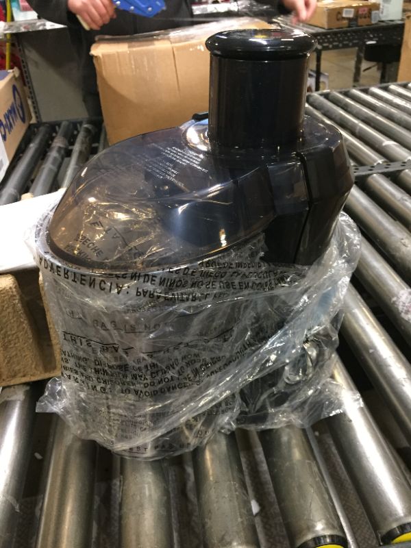Photo 1 of Big Mouth Juice Extractor (67601)