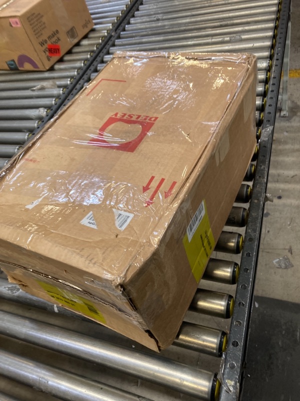 Photo 1 of DIRTY FROM PREVIOUS USE, NO KEY, 21 Inch Graphite, DELSEY Paris Cruise 3.0 Hardside Expandable Luggage with Spinner Wheels, Graphite, Carry on 21 Inch Carry