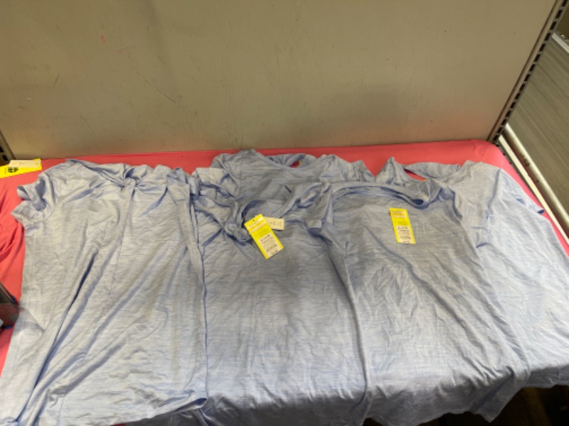 Photo 1 of 5 PC Girls' Short Sleeve Twist-Back Studio T-Shirt - All in Motion Light Blue XL
