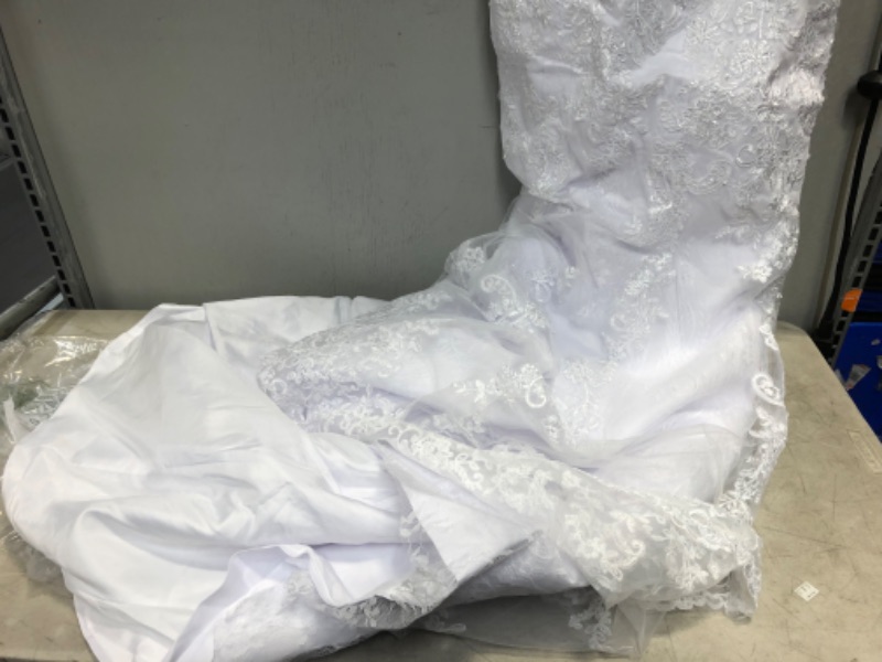 Photo 1 of chong xiao wedding dress size unknown