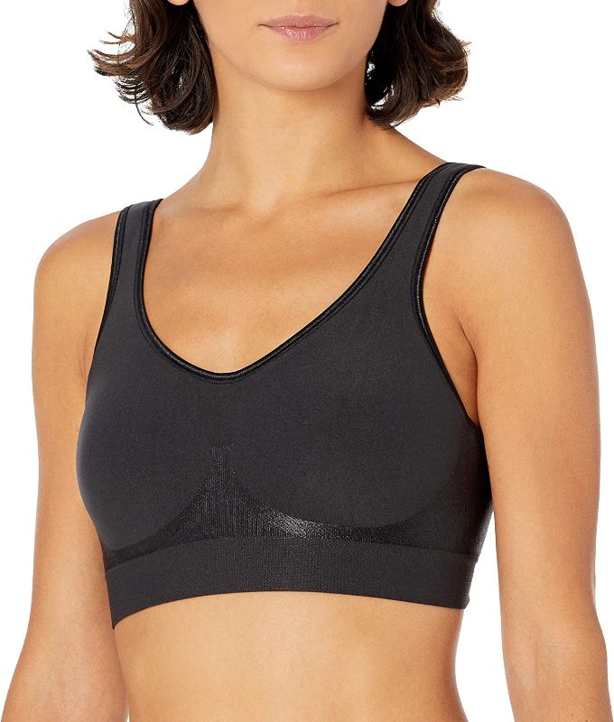 Photo 1 of Bali Comfort Revolution Wireless Bra, ComfortFlex Fit Full-Coverage Wirefree Bra for Everyday Comfort, Core Colors size L
