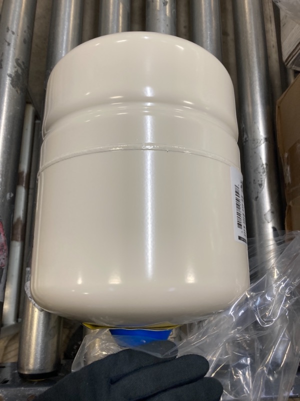 Photo 4 of Zurn XT-8 - Thermal Expansion Tank