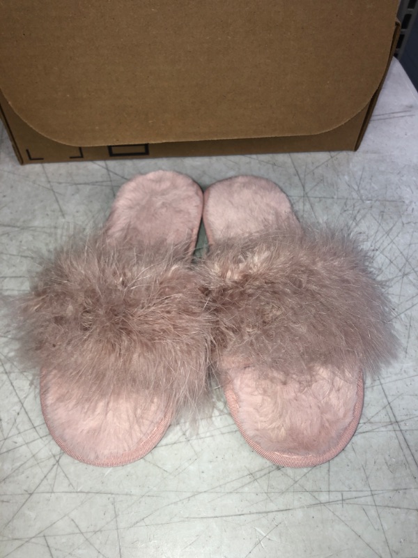 Photo 2 of Fur Story Women's Furry Slippers Open Toe Fuzzy Slippers Memory Foam Fluffy House Slippers SIZE 5.5/6 Pink (ITEM IS SLIGHLTY USED)