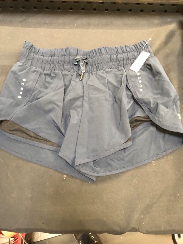 Photo 2 of Core 10 Women's Standard-Fit Ruched Waistband Woven Running Short SIZE S ( USED ITEM ) 
