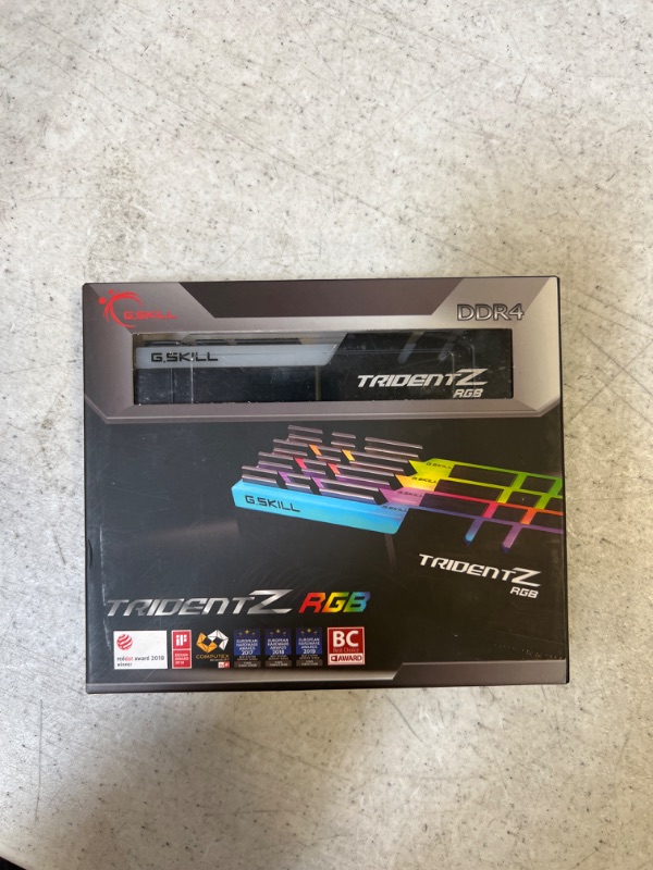 Photo 2 of G.Skill TridentZ RGB Series 32GB (4 x 8GB) 288-Pin DDR4 4000MHz PC4-32000 Desktop Memory Model F4-4000C17Q-32GTZR