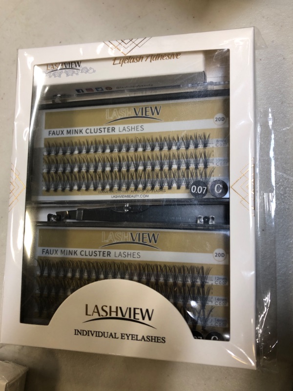 Photo 2 of LASHVIEW 0.07mm 20 Roots 8-14 mm Mix Soft Grafting False Eyelashes Individual Eyelashes Knot-free Individual Cluster Eyelash Extensions with Glue and Tweezers