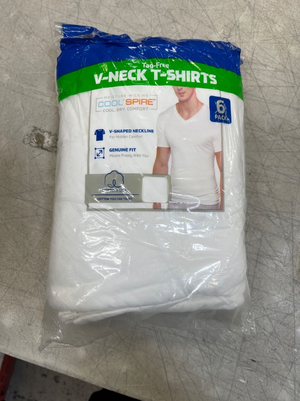 Photo 2 of Gildan Men's V-Neck T-Shirts, 6 PACK
SIZE XL 46-48 WHITE
