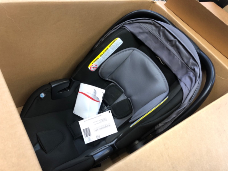 Photo 2 of Britax B-Safe Gen2 Infant Car Seat, Greystone SafeWash Gen2 Greystone Safewash.
OUT OF BOX ITEM 