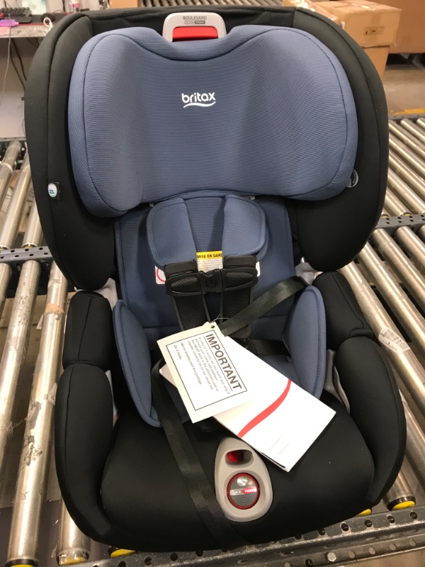 Photo 5 of Britax Boulevard Clicktight Convertible Car Seat, Blue Contour SafeWash
