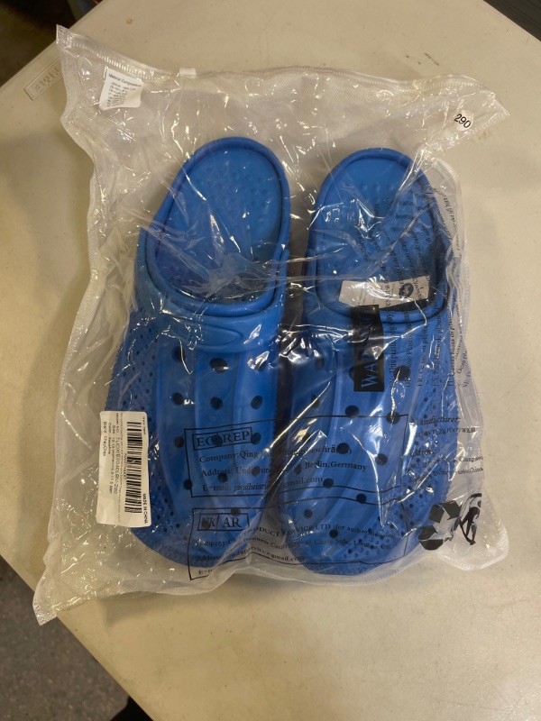 Photo 1 of ChayChax Men's and Women's Arch Support Clogs Garden Shoes Slip-on Outdoor Beach Slippers with Removable Cushion Footbed
SIZE 12-13 WOMANS 10.5-11.5 MEN
BLUE
