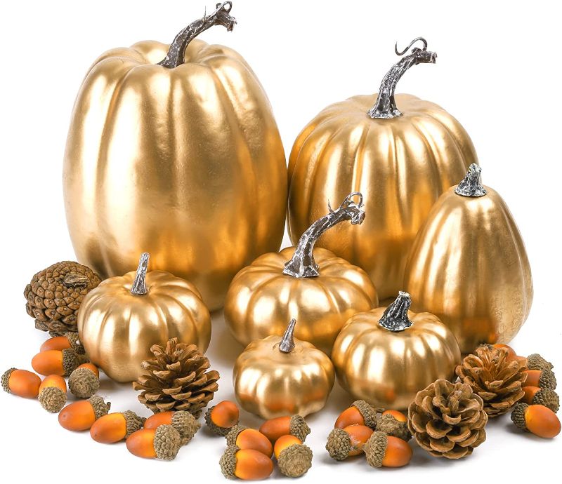 Photo 1 of 7 pcs Assorted Sizes Gold Artificial Pumpkins Faux Foam Autumn Pumpkins with 24 pcs Acorns and 4 pcs Pinecones for Halloween Thanksgiving Table Fall Harvest Home Decorations
Color:Gold
